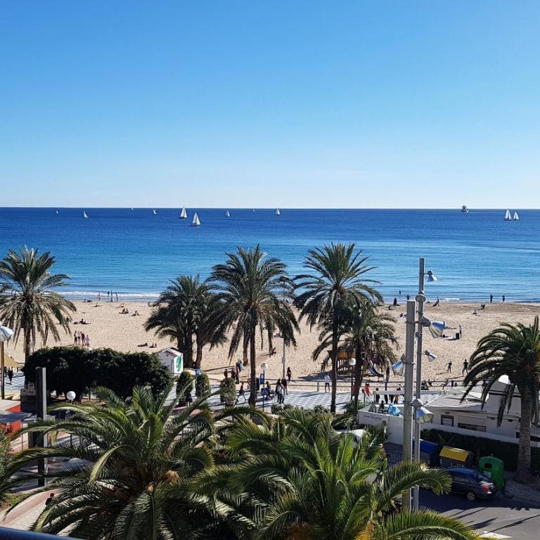 Port-Beach Alicante 1 - Three-Bedroom Apartment - 2