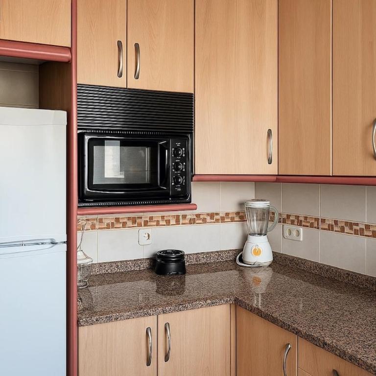 Apartamento a Estrenar con Vistas a la Playa de Levante con Plaza de Garaje - Two-Bedroom Apartment - 13