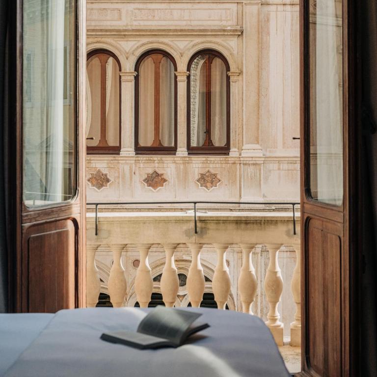 Nolinski Venezia - Evok Collection - Grand Master Suite - 10
