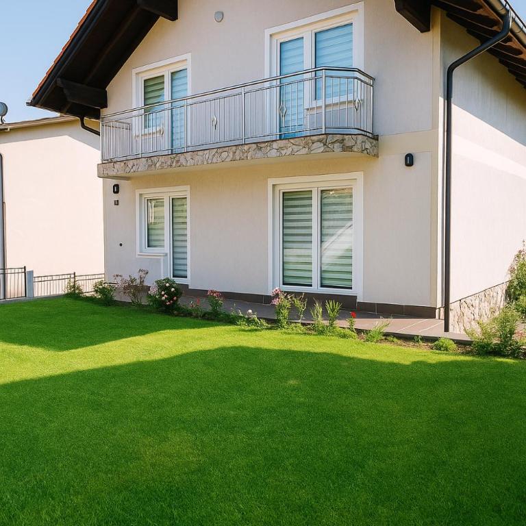 Guesthouse Nestoria Living - Vikendica - 1