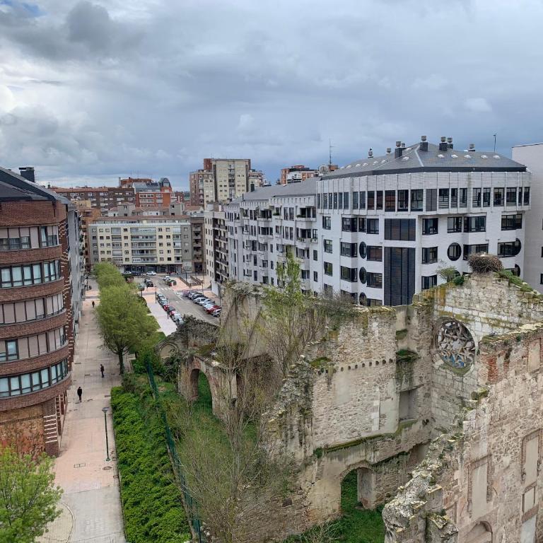 Tranquilidad junto al centro histórico - Apartamento de 2 dormitorios - 18
