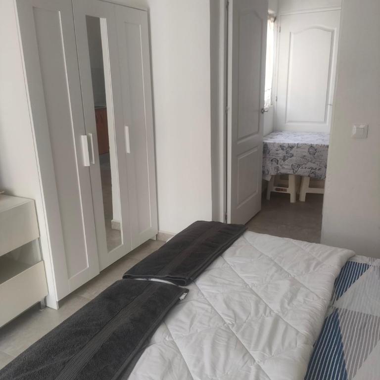 Alba 2 apartamento y Alba 3 habitación con baño - Apartamento con terraza - 34