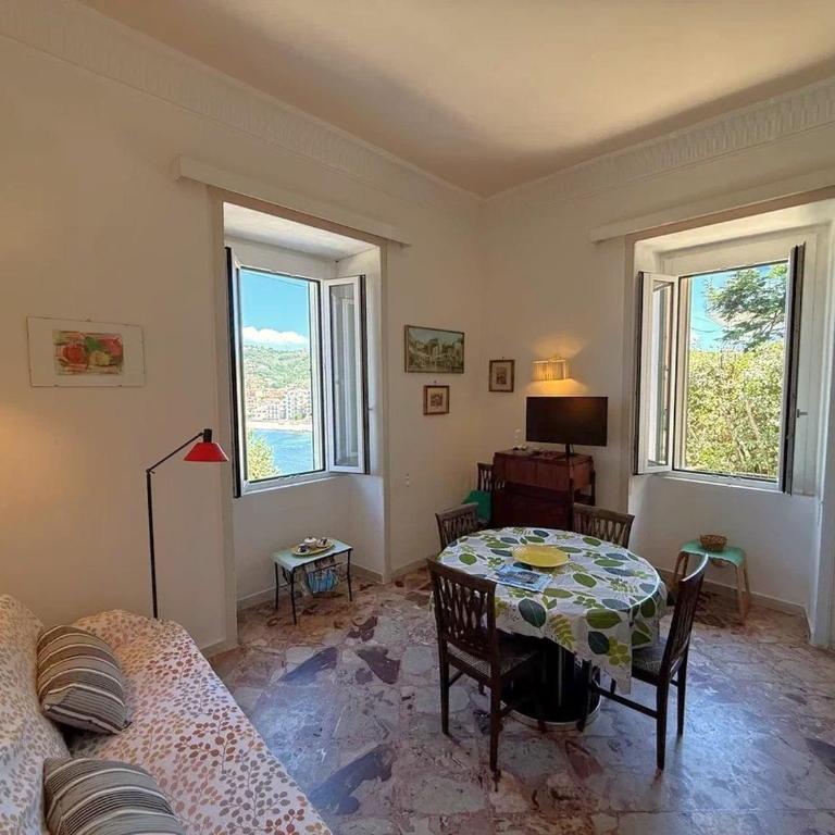 Panoramic Apartments in Villa in Center "The Beach and The Cliff" 1 - Appartamento con Vista Mare - 19