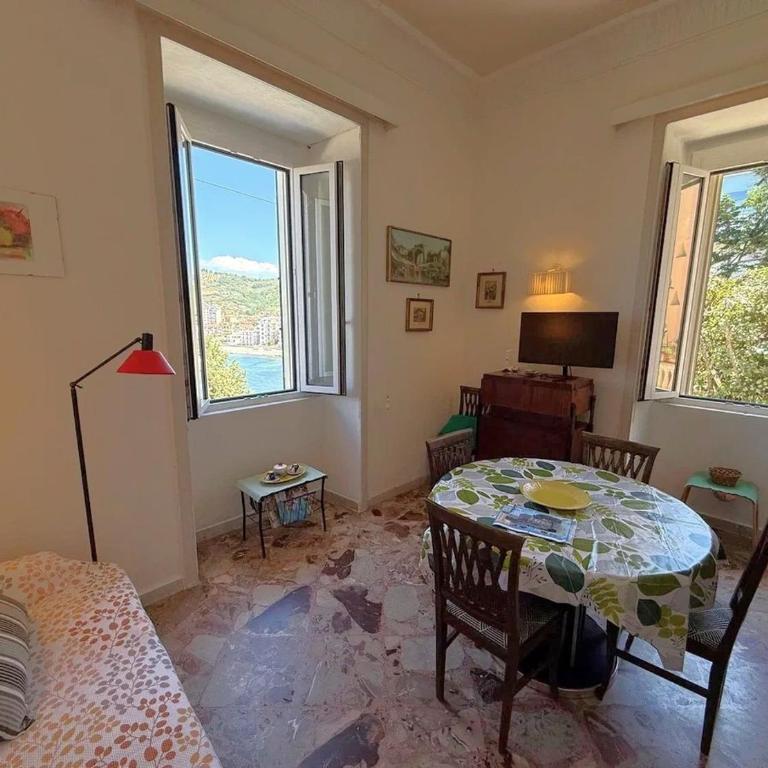 Panoramic Apartments in Villa in Center "The Beach and The Cliff" 1 - Appartamento con Vista Mare - 23