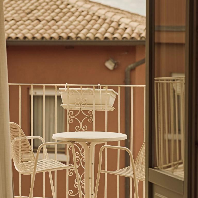 Hotel Le Mura - Camera Matrimoniale Deluxe con Balcone - 8