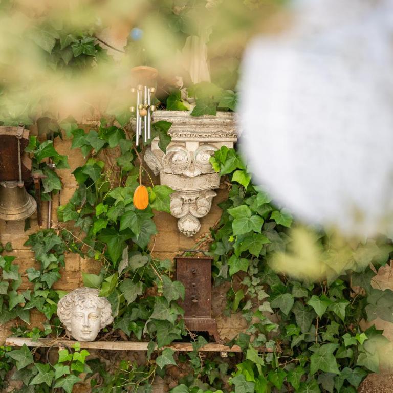La Cour Secrète - Suite Bali - Escapade balinaise romantique - Balnéo privée - Spacieuse et tamisée - cœur de ville Carpentras - Appartement 1 Chambre avec Baignoire Spa - 27