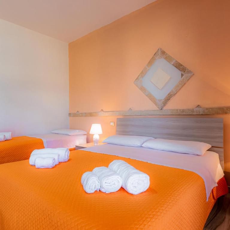 Tenuta San Lorenzo - Comfort Triple Room with Shower - 2