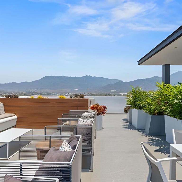 Zoho Skies by Monyxbnb - Superior Apartment mit Balkon - 16