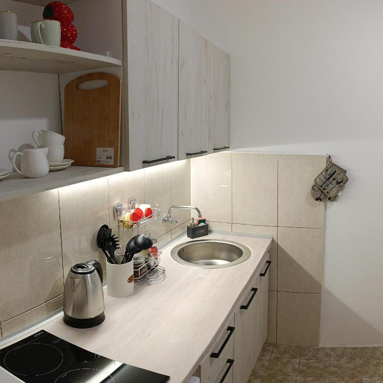 Tea23 - One-Bedroom Apartment - 7