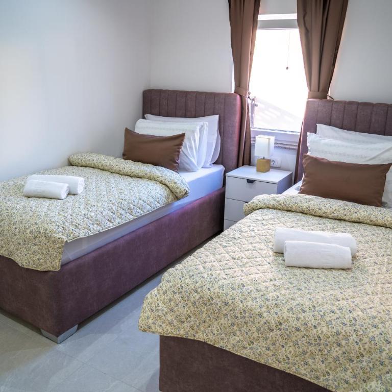 Villa Lapis - Three-Bedroom Villa - 54