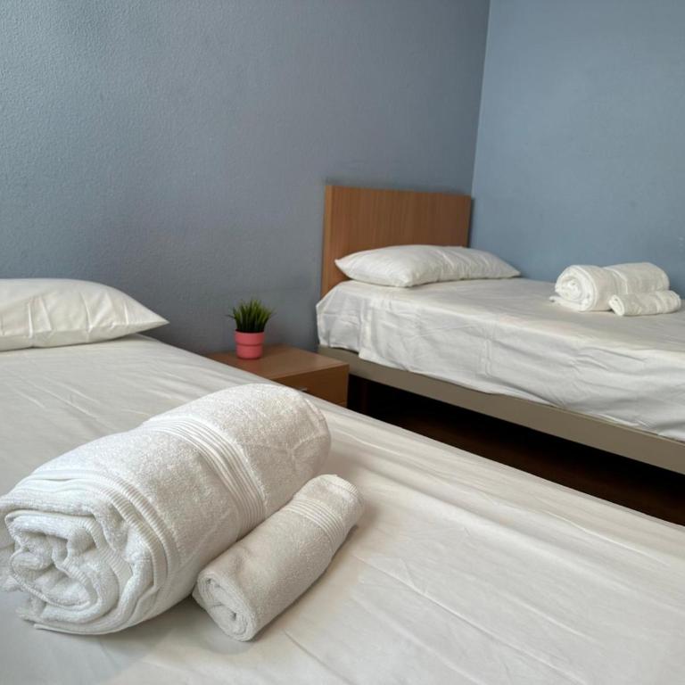 mikasita Pamplona Centro - student housing & coliving - Double Room with Private Bathroom - 2