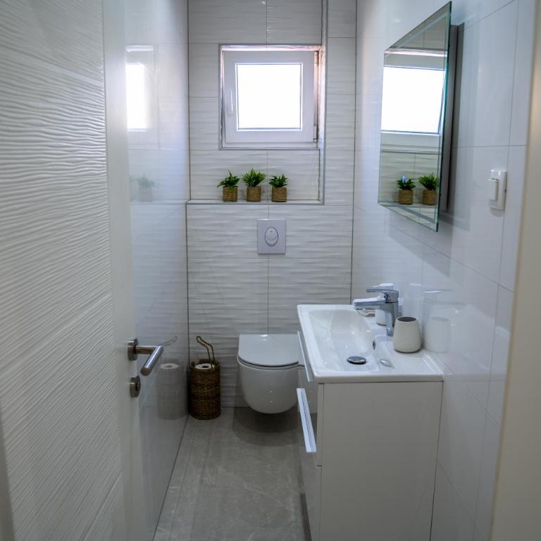 Villa Lapis - Three-Bedroom Villa - 56