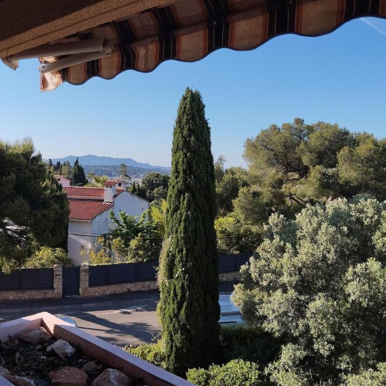 Joli T2 climatisé avec terrasse et piscine, Wifi - Appartement 1 Chambre - 11