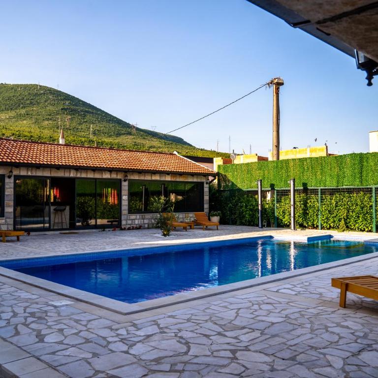 Villa Lapis - Three-Bedroom Villa - 3