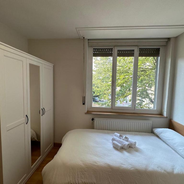 mikasita Pamplona Centro - student housing & coliving - Double Room with Private Bathroom - 8