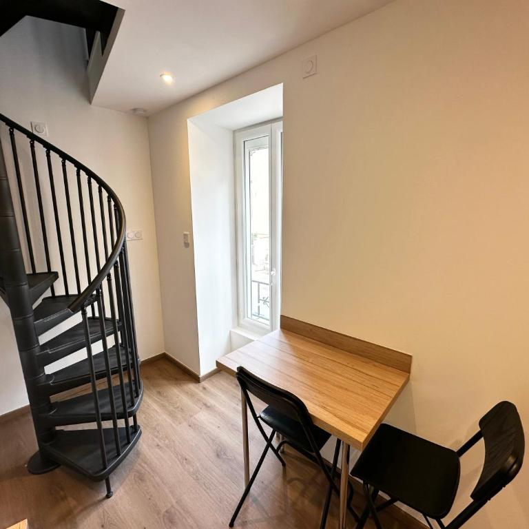 Place SAINT PAUL triplex 19m2 - Appartement 1 Chambre - 3
