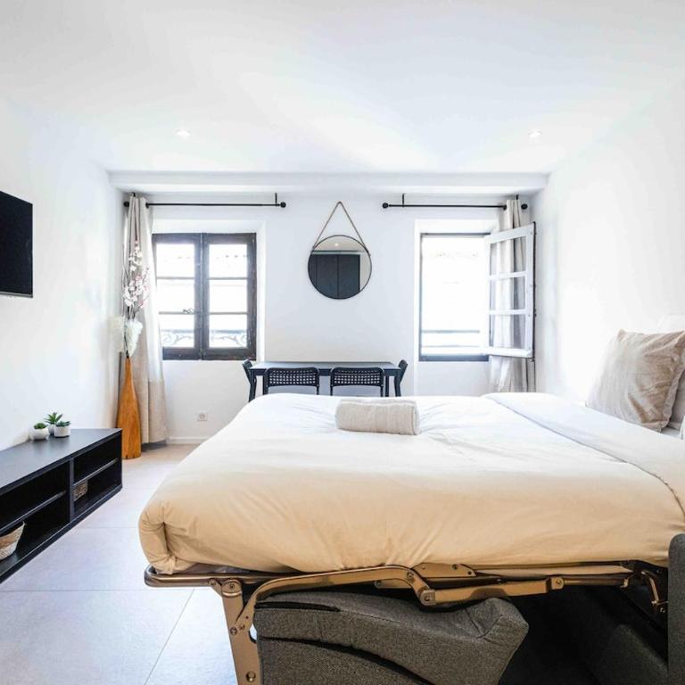 2 Pcs Plein Coeur Ville, Palace Festivals, Port Plages - Appartement 1 Chambre - 25