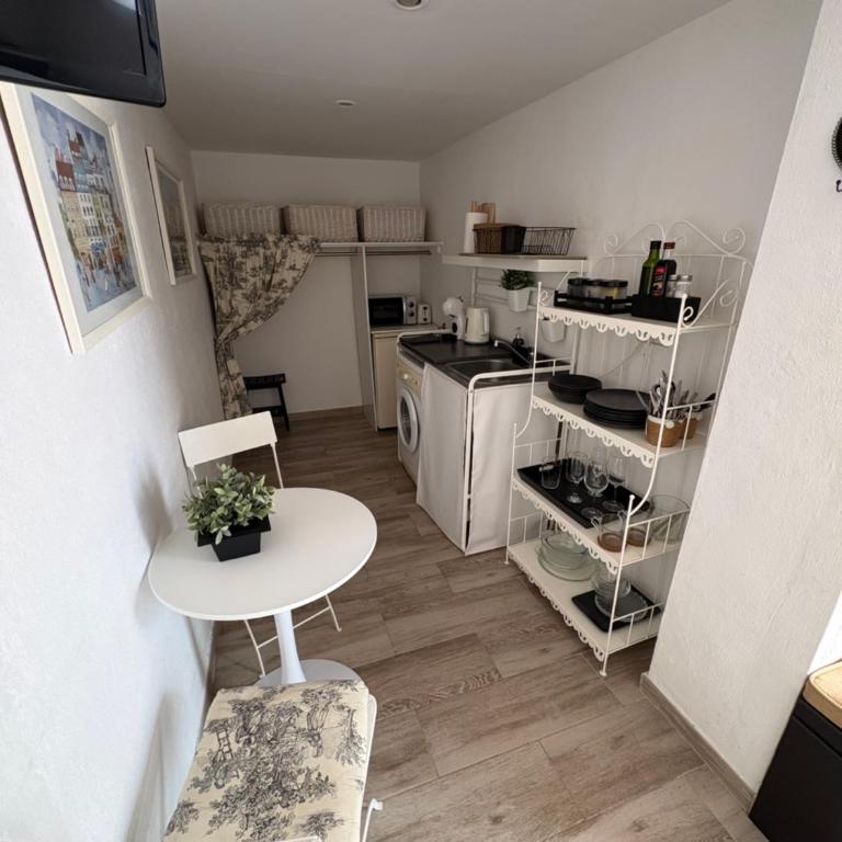 Estudio a 10 minutos del Puerto Banus - Estudio Estándar - 8