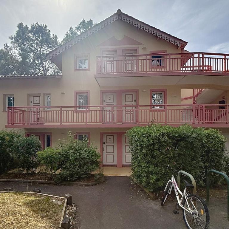 T2 Lacanau - piscine chauffée au calme sur le golf à 2kms Océan - Appartement 1 Chambre - 12