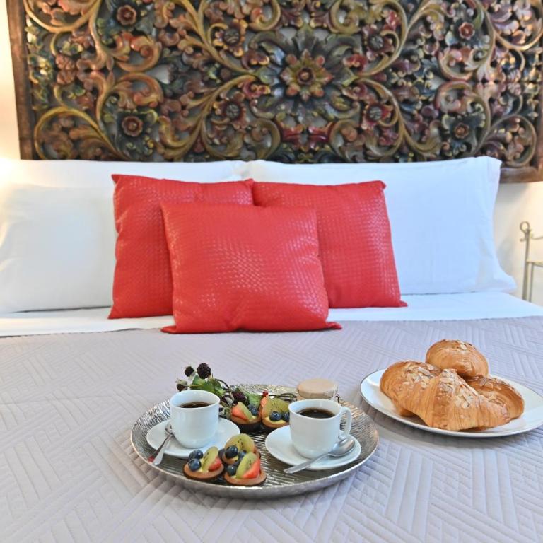 IzzHome Elegance - Appartamento con 2 Camere da Letto - 1