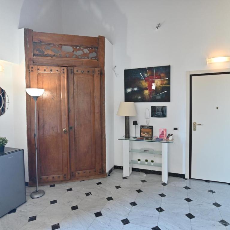 IzzHome Elegance - Appartamento con 2 Camere da Letto - 29
