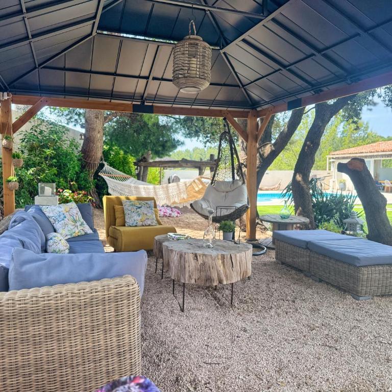 Villa Prestige 5 étoiles & T1, Piscine, Jacuzzi, cinéma & Vue - Villa mit privatem Pool - 63
