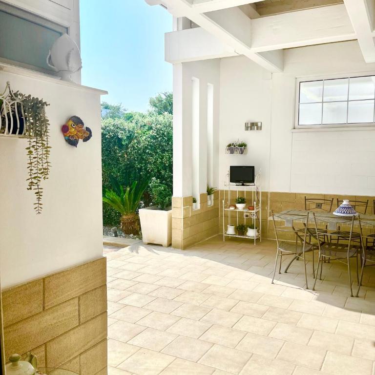 Polignano Villa with Jacuzzi, Garden & Parking - Villa Deluxe - 22