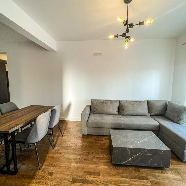 Soho Apartments - Deluks Apartman sa 2 Spavaće Sobe i Pogledom na Vrt - 5