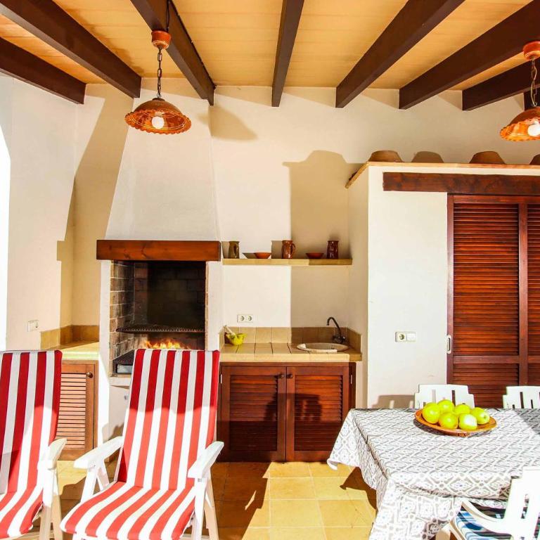 Casita Fontxica - Two-Bedroom Villa - 9