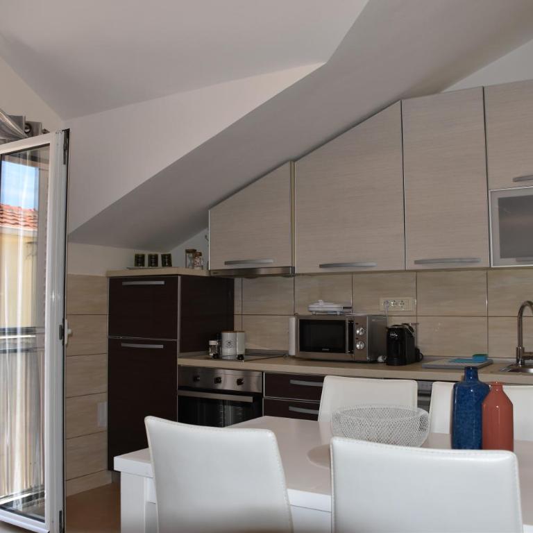 Mirkovic Apartments - Apartman sa 1 Spavaćom Sobom - 2