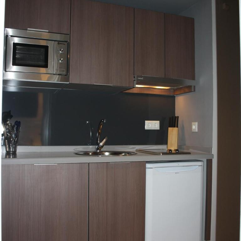 Apartamentos Avenida - Apartment mit 3 Schlafzimmern (8 Erwachsene) - 7