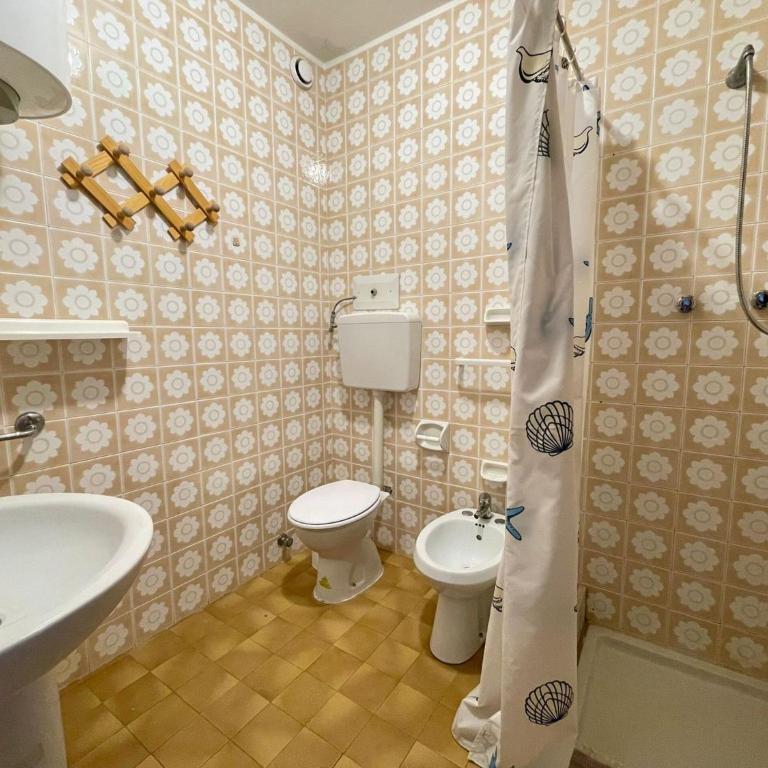 Cozy flat with balcony-Beahost - Appartamento - 5