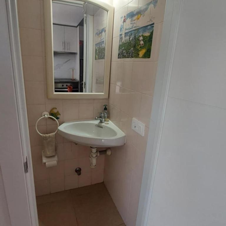 Castillo Mar - One-Bedroom Apartment - 17