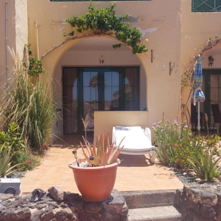 Castillo Mar - One-Bedroom Apartment - 8