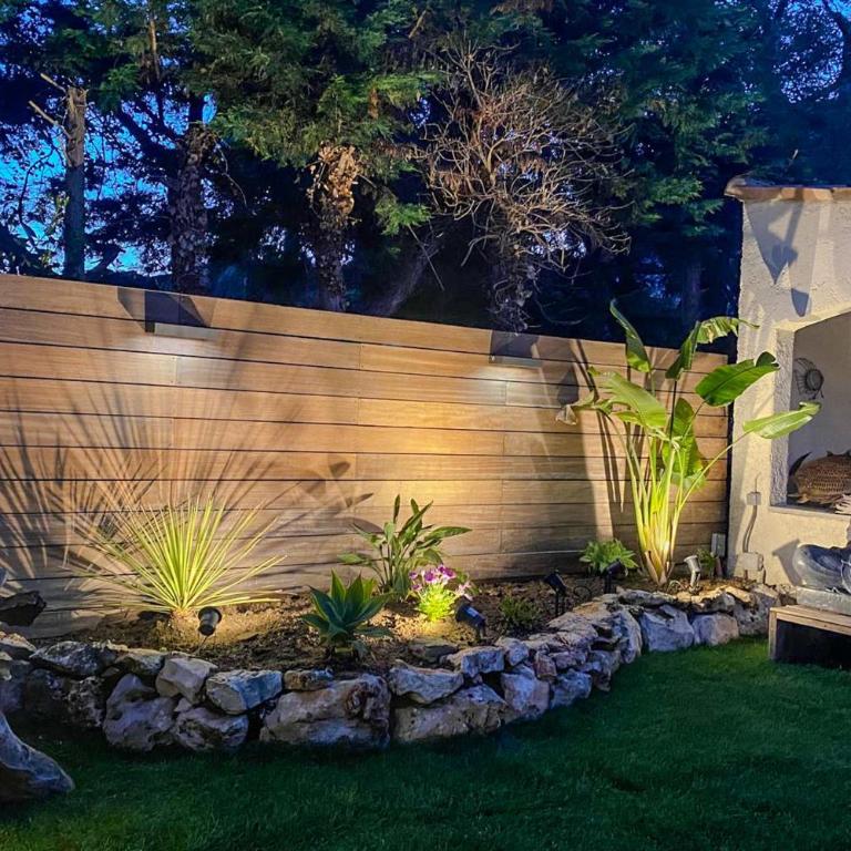 La Dolce Villa 11 sleeps Pool & Landscaped Garden - Villa - 56