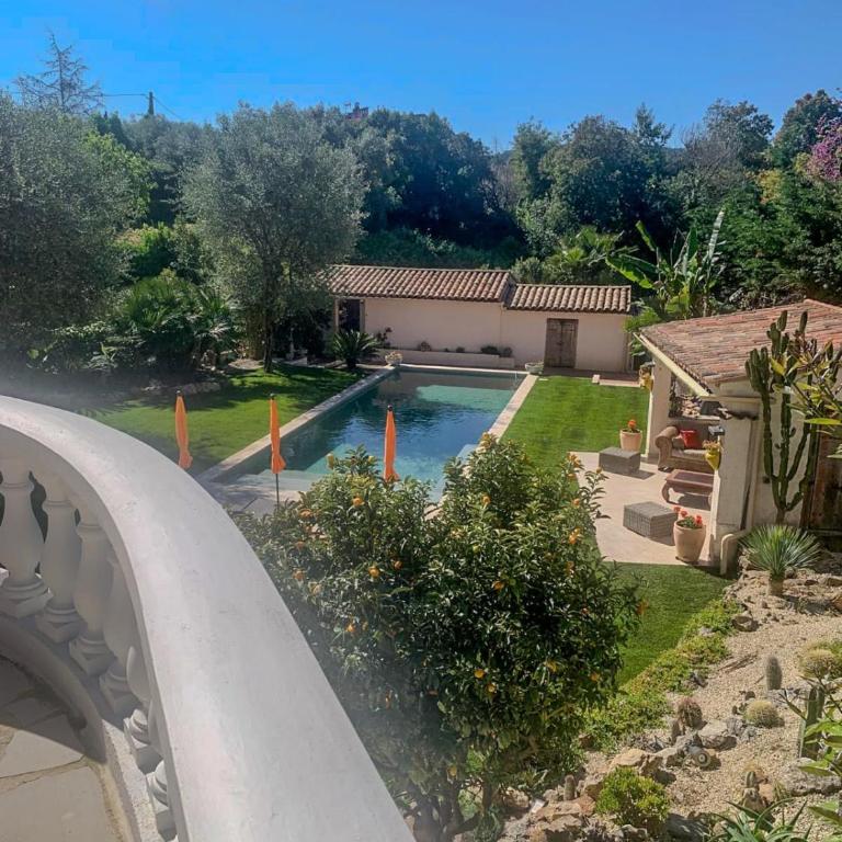 La Dolce Villa 11 sleeps Pool & Landscaped Garden - Villa - 66