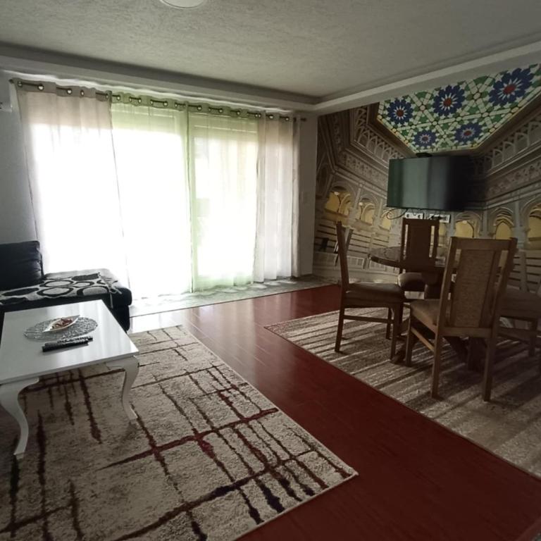 Amina Sarajevo Apartments - Deluks Apartman sa 3 Spavaće Sobe - 8