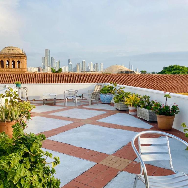 Cartagena - stunning location in walled city - Apartment with View and Balcony - 19