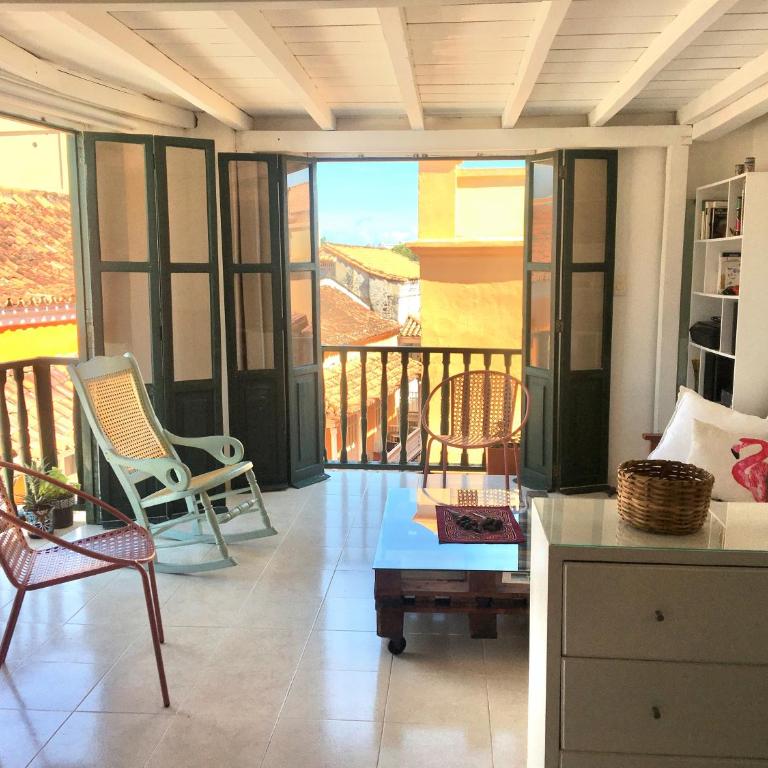 Cartagena - stunning location in walled city - Apartment with View and Balcony - 1