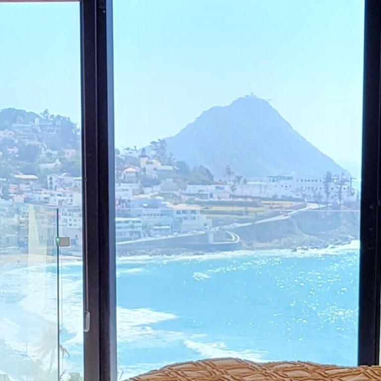 Departamento lujoso Cerro 38 Vista Hermosa - Two-Bedroom Apartment - 9