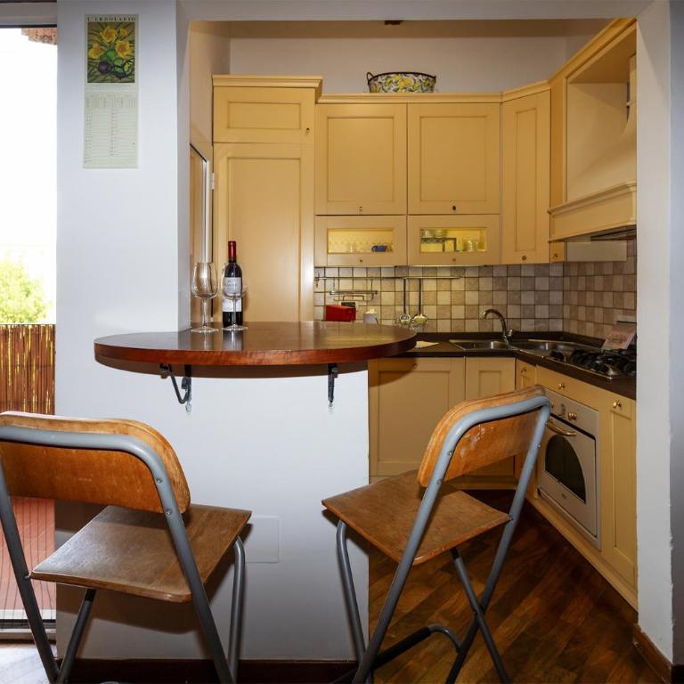 Francesca' s Home Livorno centro - Two-Bedroom Apartment - 13