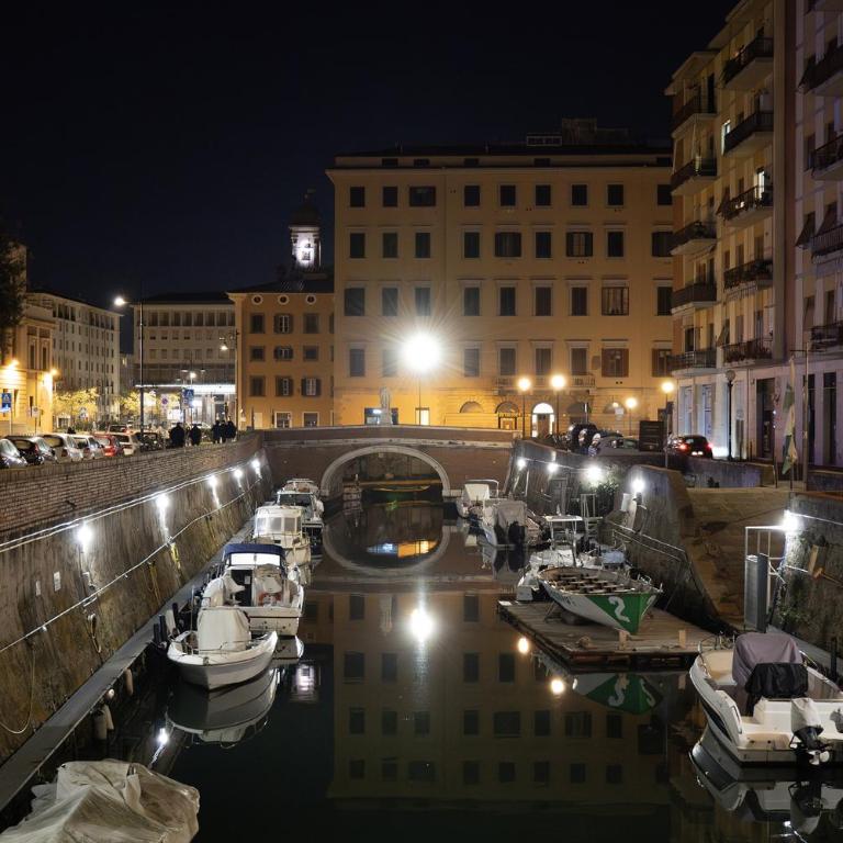 Francesca' s Home Livorno centro - Two-Bedroom Apartment - 31