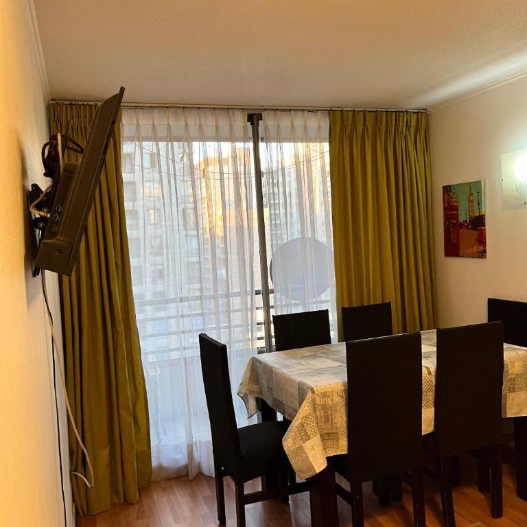 Moderno y Amplio Depto full Equipado Stgo Centro - Apartment - 70