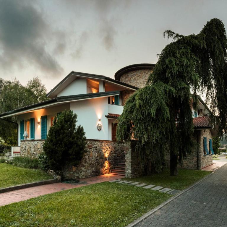 Tuscan Villa with Pool Near Lucca - Villa con 5 Camere da Letto - 11