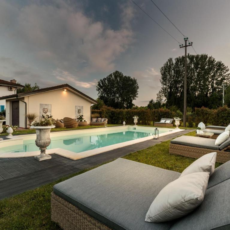 Tuscan Villa with Pool Near Lucca - Villa con 5 Camere da Letto - 8