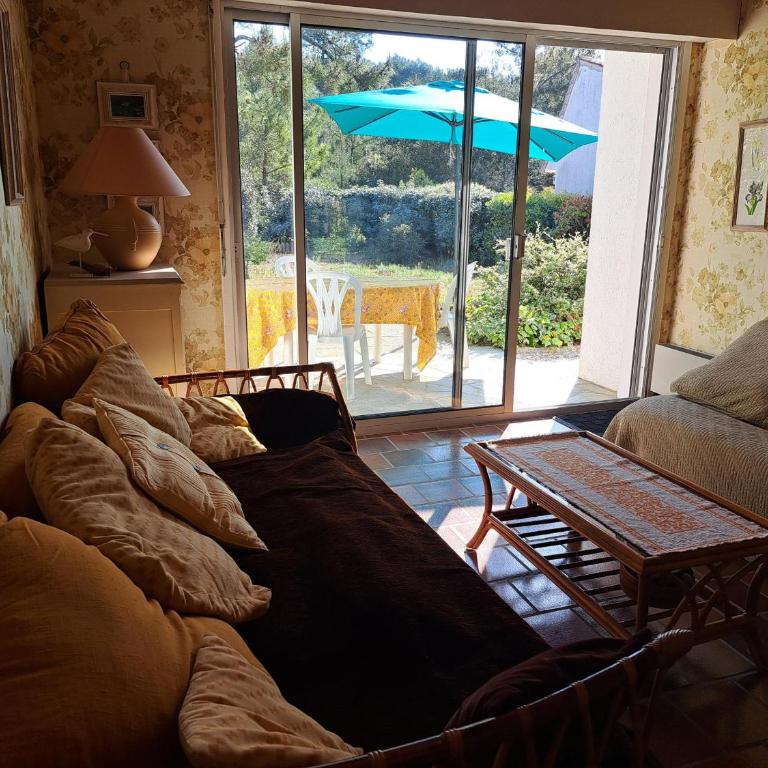 Charmante maison 6 pers. accès forêt, 600m plage, animaux admis - FR-1-323-582 - Casa - 3