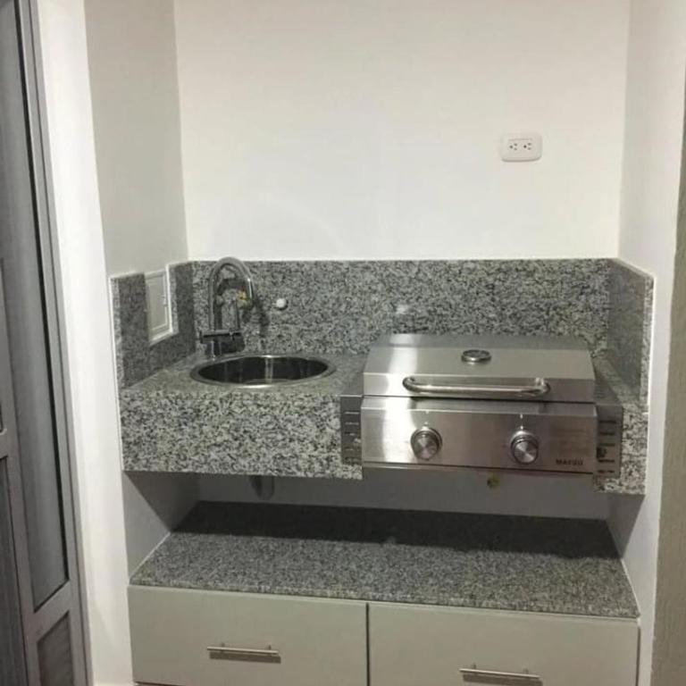 Relajate Club House con Piscina y BBQ - One-Bedroom Apartment - 5