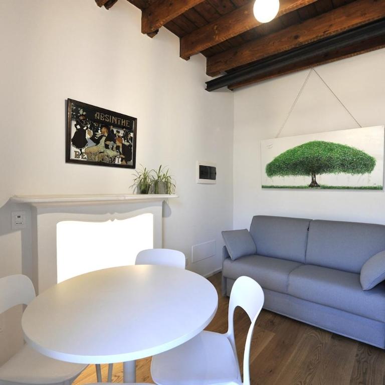 Bright Elegance - Motta Apartments - One-Bedroom Apartment - 9