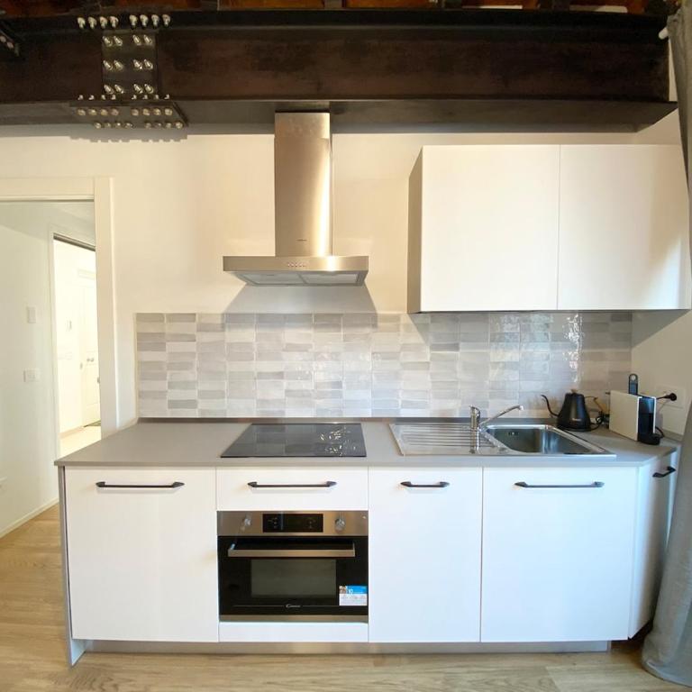 Bright Elegance - Motta Apartments - One-Bedroom Apartment - 11