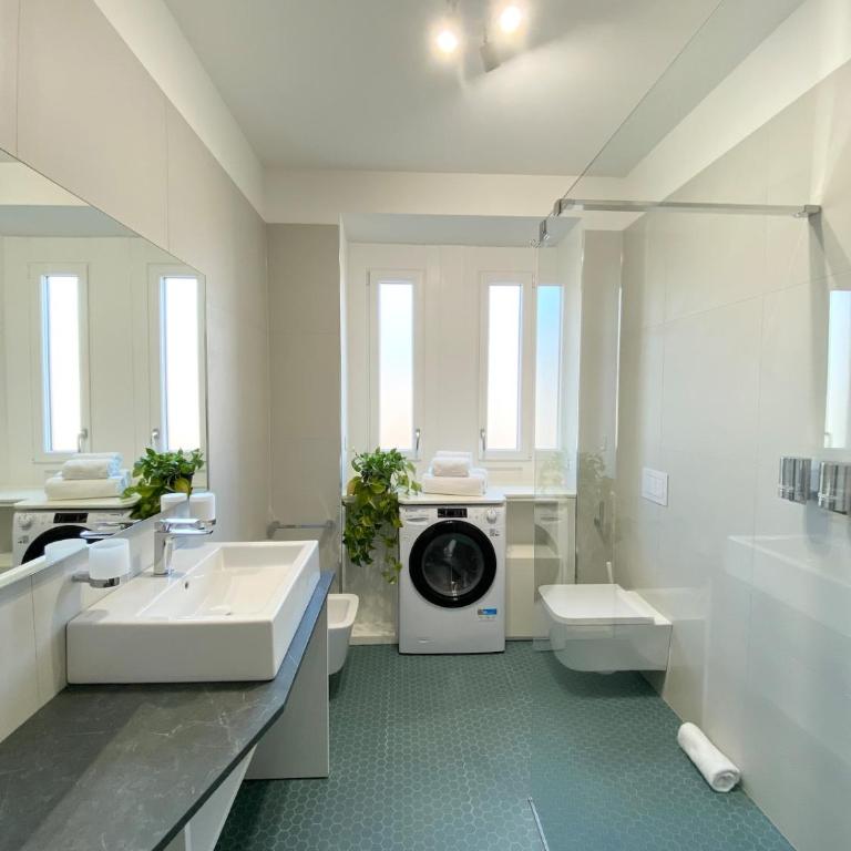 Bright Elegance - Motta Apartments - One-Bedroom Apartment - 18